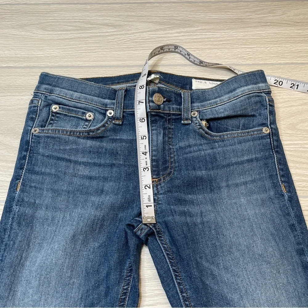 Rag & Bone Ankle Skinny Medium Wash Raw Hem Jeans Women’s size 27